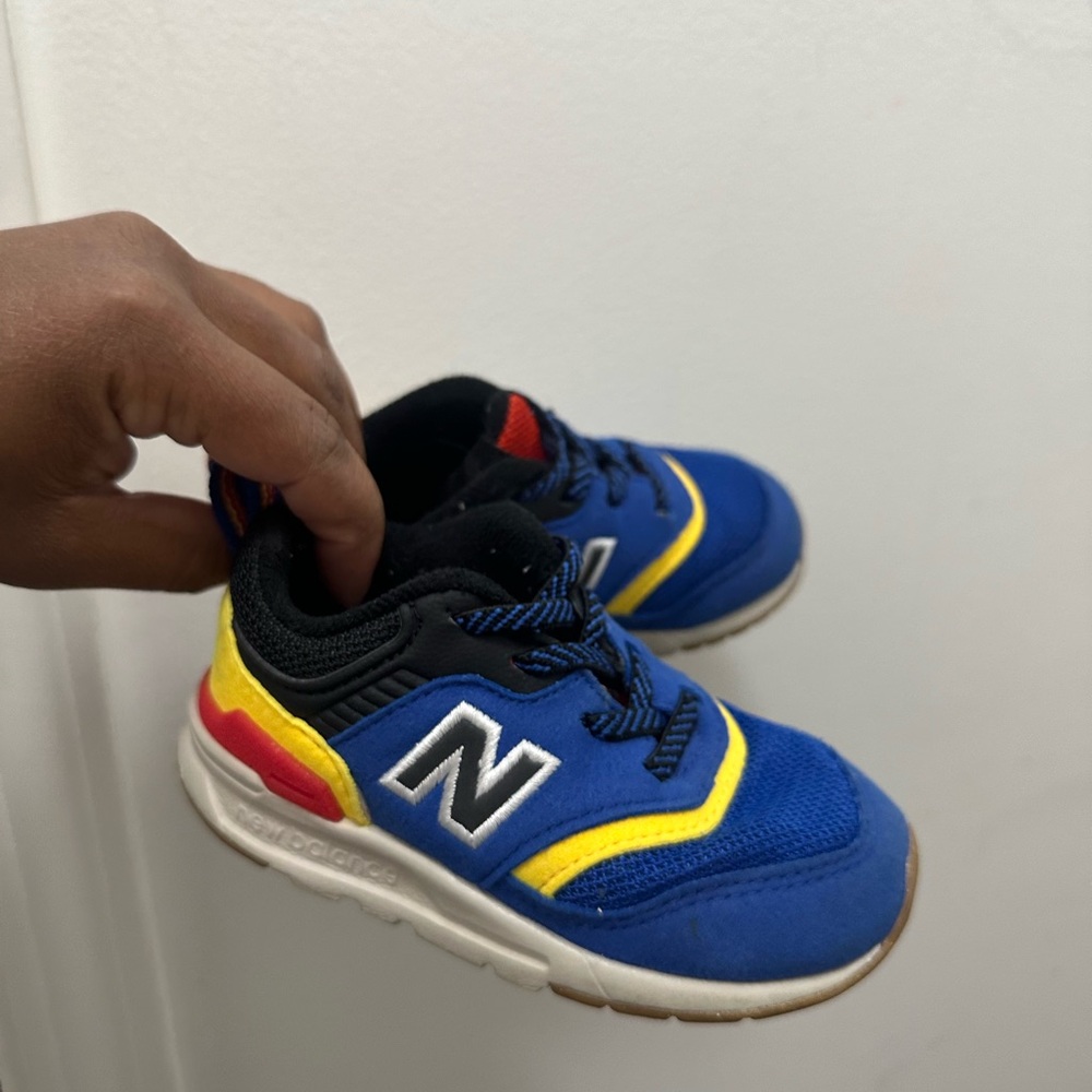 Toddler New Balance Blue and Yellow Sneakers with Sporty Design